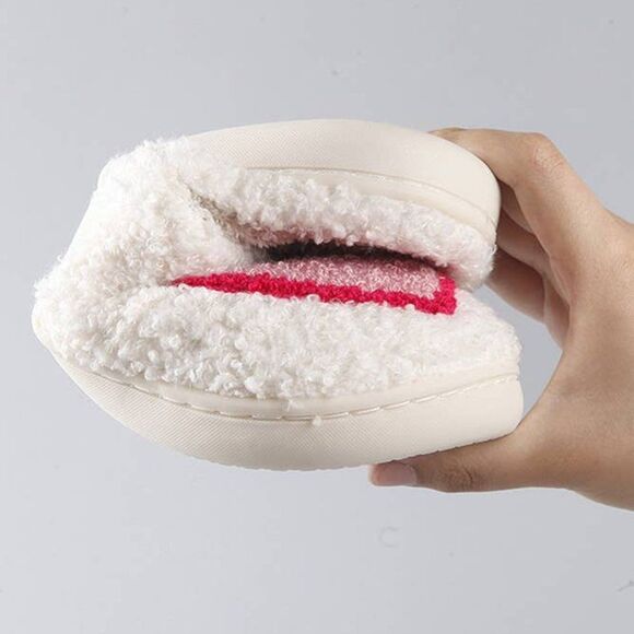Valentine's Day Heart Fleece Warm Slippers NEW - Picture 4 of 5